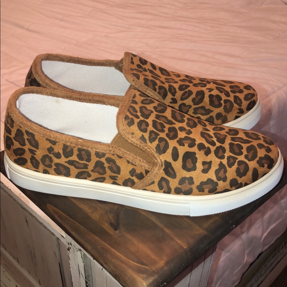 BRAND NEW Cheetah slip ons